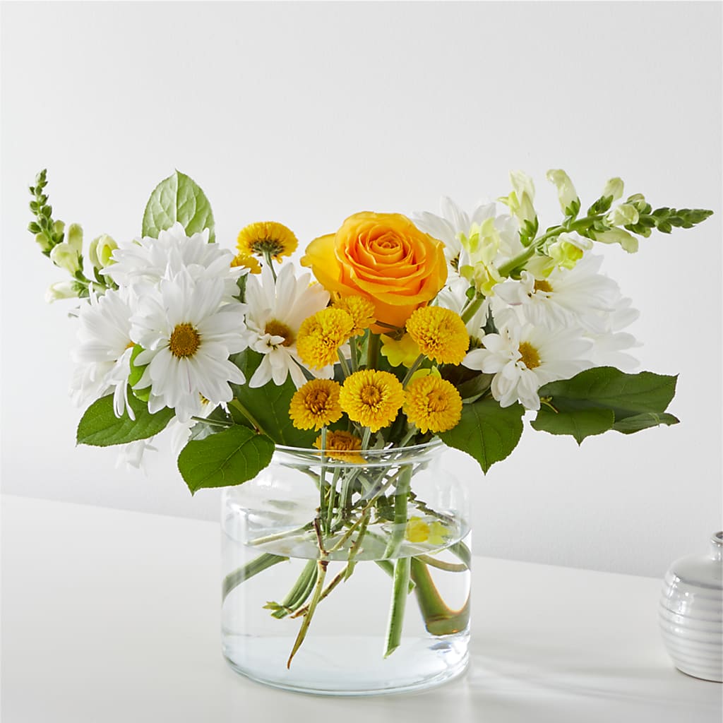 Sun Salutation Bouquet – Waddington Blooms, Waddington NY