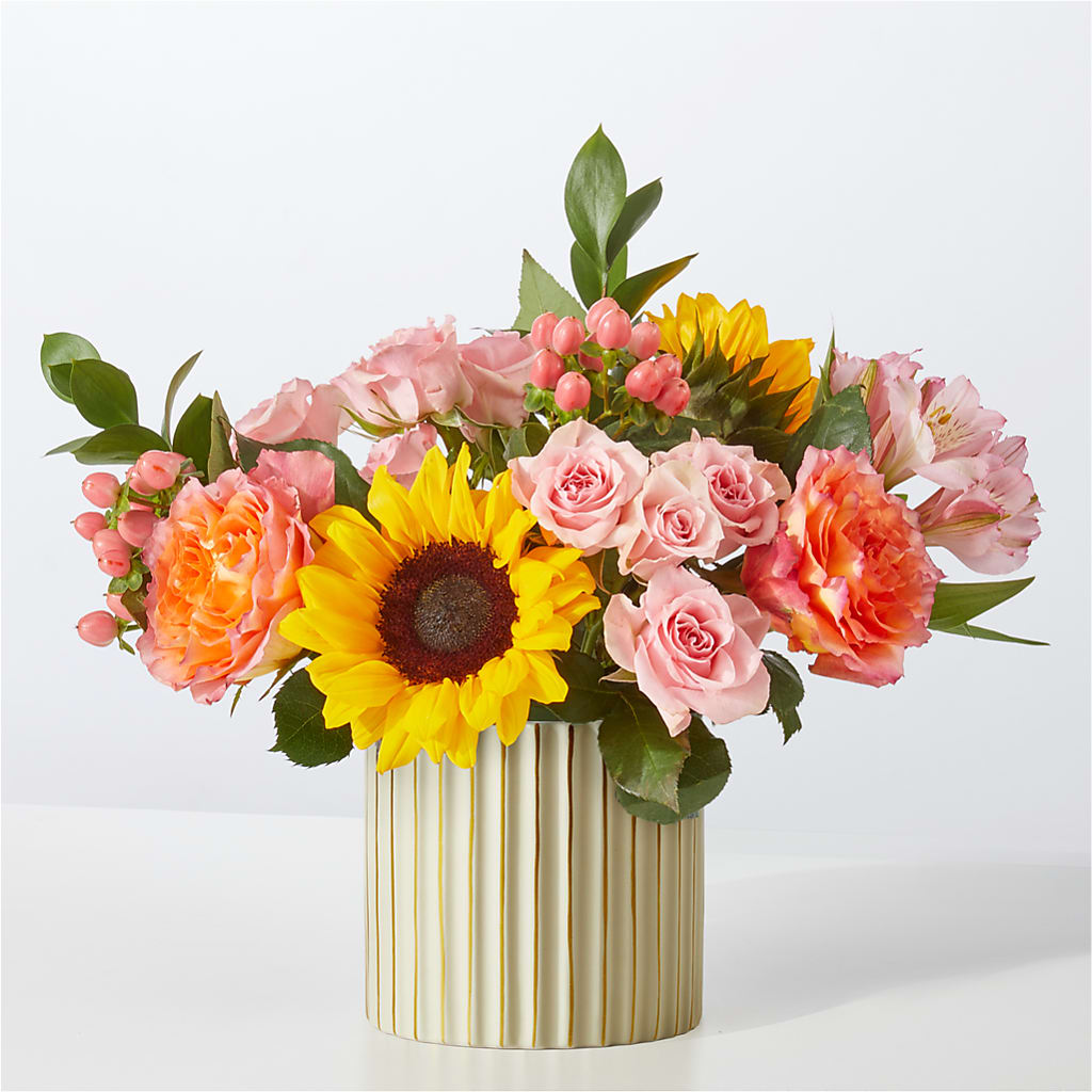 Sun's Out Bouquet – Waddington Blooms, Waddington NY