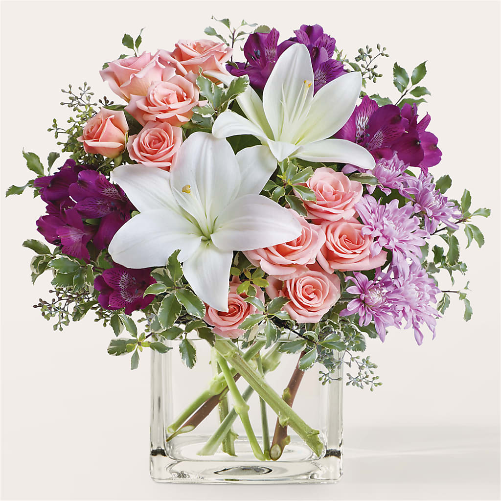 Mani Pedi Bouquet – Waddington Blooms, Waddington NY