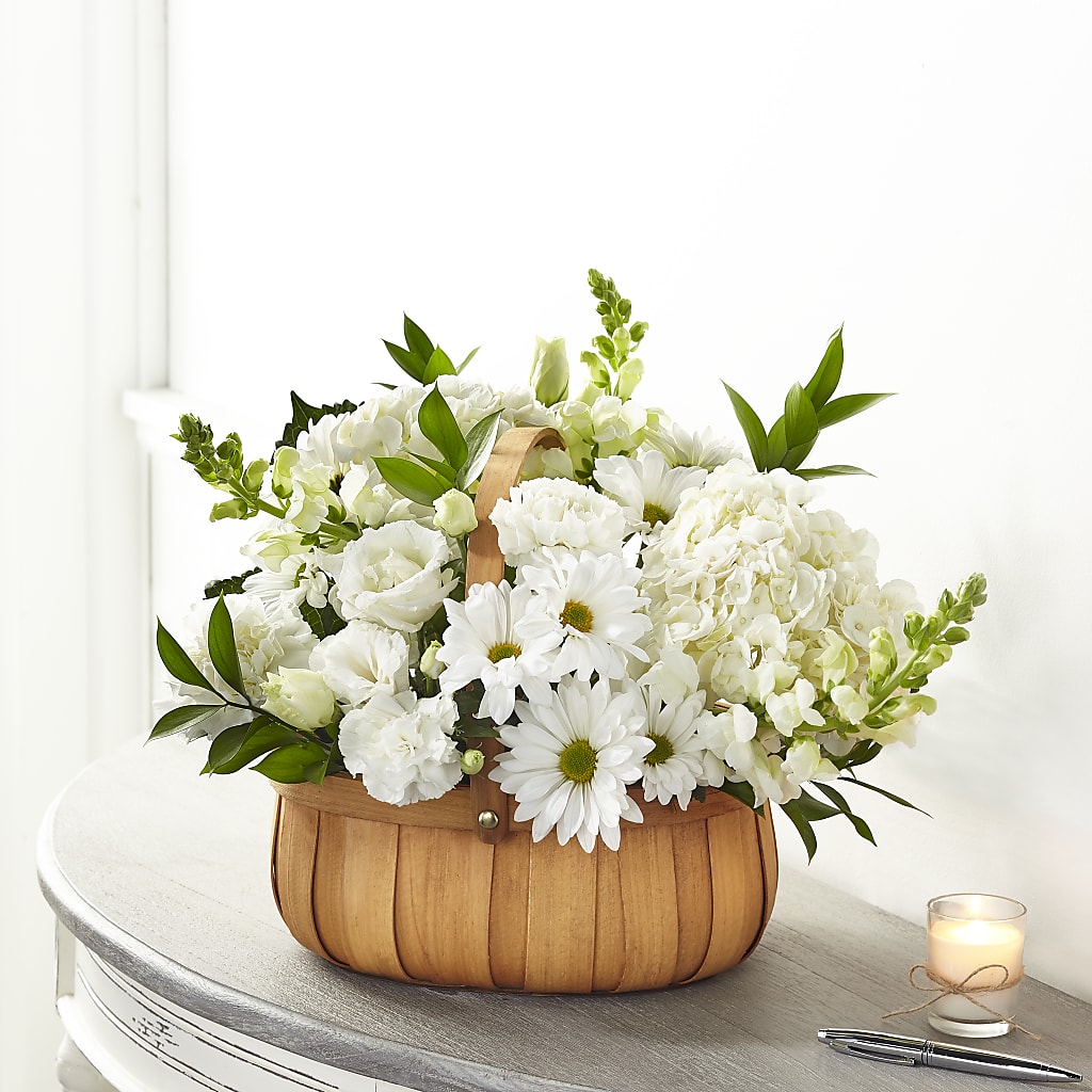 Pure Ivory Basket – Waddington Blooms, Waddington NY