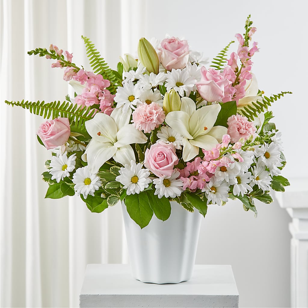 Soft Touch Tabletop Basket – Waddington Blooms, Waddington NY