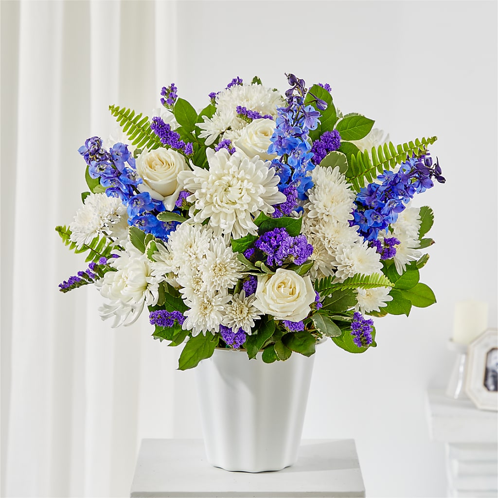 Hold Dear Tabletop Basket – Waddington Blooms, Waddington NY
