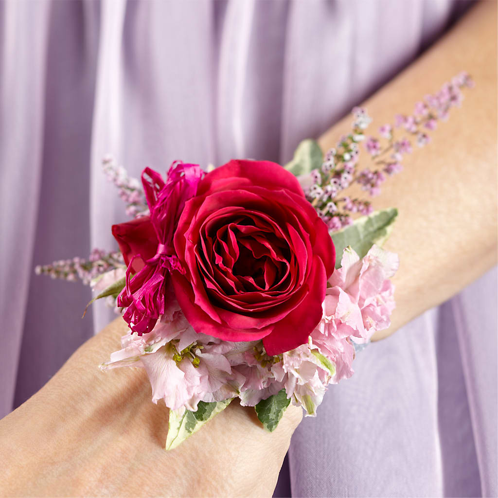 Rose Charm Corsage – Waddington Blooms, Waddington NY