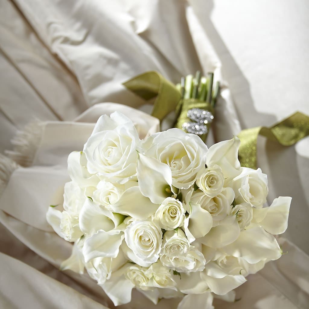 Serene Highness Bouquet – Waddington Blooms, Waddington NY