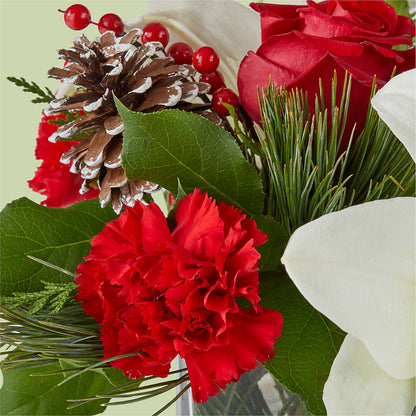 Glistening Icicles Bouquet –  Waddington Blooms, Waddington NY