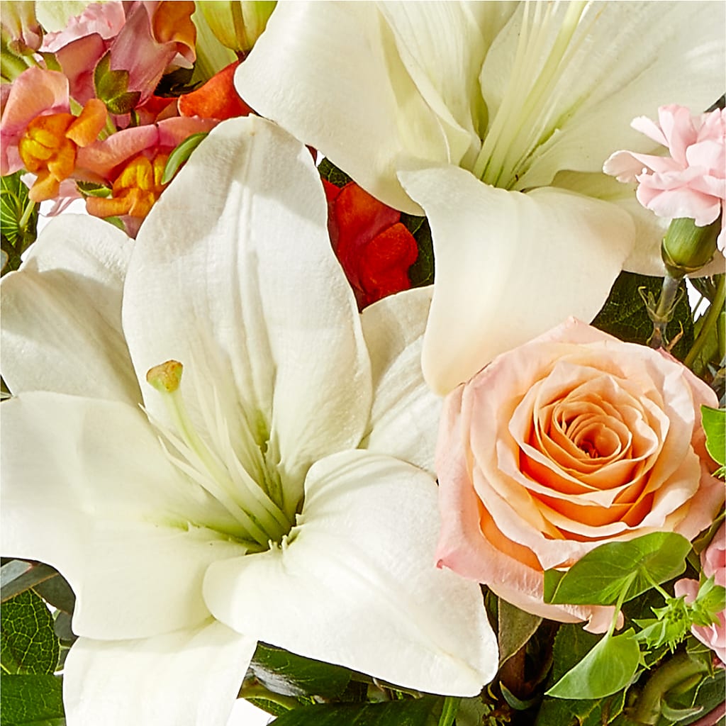 Grapefruit Splash Bouquet –  Waddington Blooms, Waddington NY